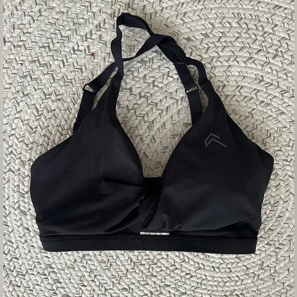 Oner Active Black Unified Twist Bra - Picture 3 of 4